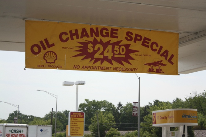 Grandt's Shell; Banner